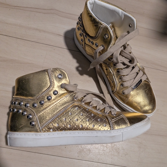 Alessandro Dell’ Acqua Studded High-Top Leather Gold Sneakers - Picture 4 of 10